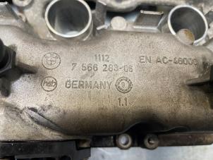 Gebruikte Kleppendeksel BMW 7 serie (F01/02/03/04) 750i,Li,LiS V8 32V Prijs € 50,00 Margeregeling aangeboden door Poolman autodemontage