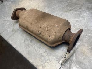 Gebruikte Katalysator Ssang Yong Rexton 2.9 TD RJ 290 Prijs € 250,00 Margeregeling aangeboden door Poolman autodemontage