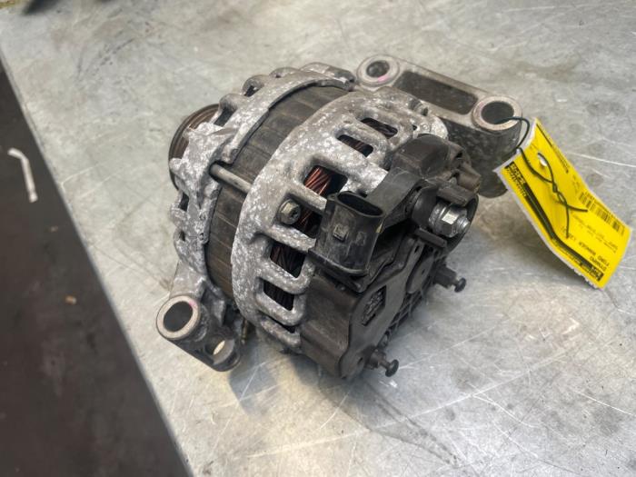 Dynamo van een Ford Ranger 3.2 TDCI 20V 4x4 2013