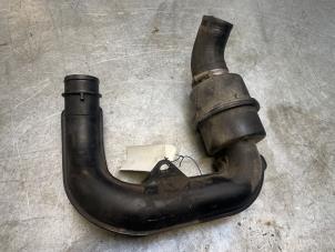 Gebruikte Intercooler Buis Ford Ranger 3.2 TDCI 20V 4x4 Prijs € 48,39 Inclusief btw aangeboden door Poolman autodemontage