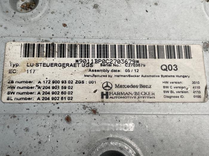 Regelunit Multi Media van een Mercedes-Benz CLS (C218) 350 CDI BlueEfficiency 3.0 V6 24V 2012