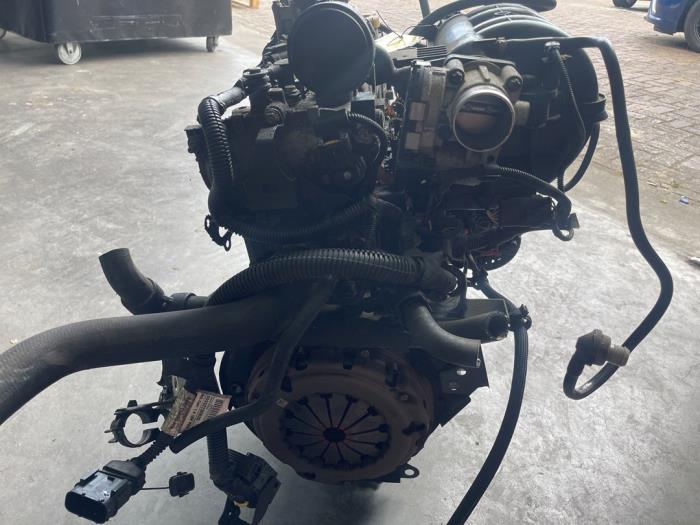 Motor van een Alfa Romeo MiTo (955) 1.4 16V 2011