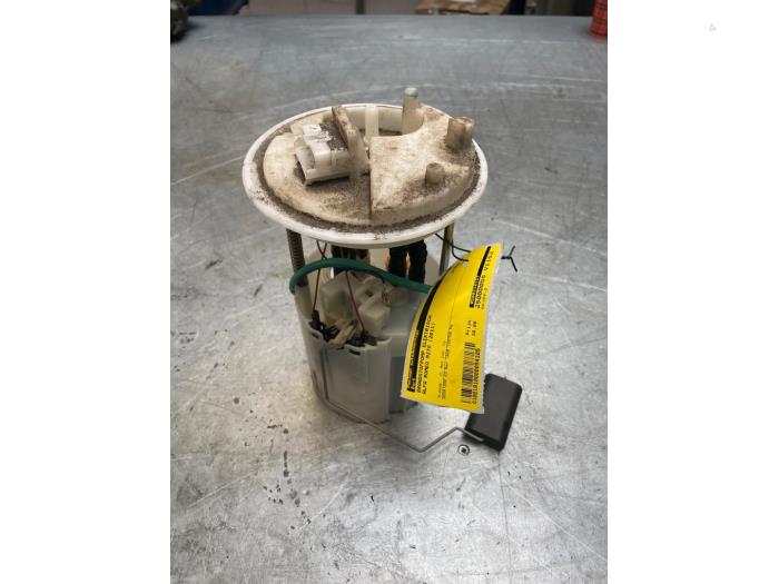 Gebruikte Tank element Pomp Alfa Romeo MiTo (955) 1.4 16V Prijs € 30,00 Margeregeling aangeboden door Poolman autodemontage