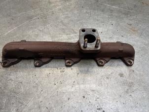 Gebruikte Uitlaatspruitstuk Ford Transit Connect (PJ2) 1.6 TDCi 16V 75 Prijs € 47,19 Inclusief btw aangeboden door Poolman autodemontage