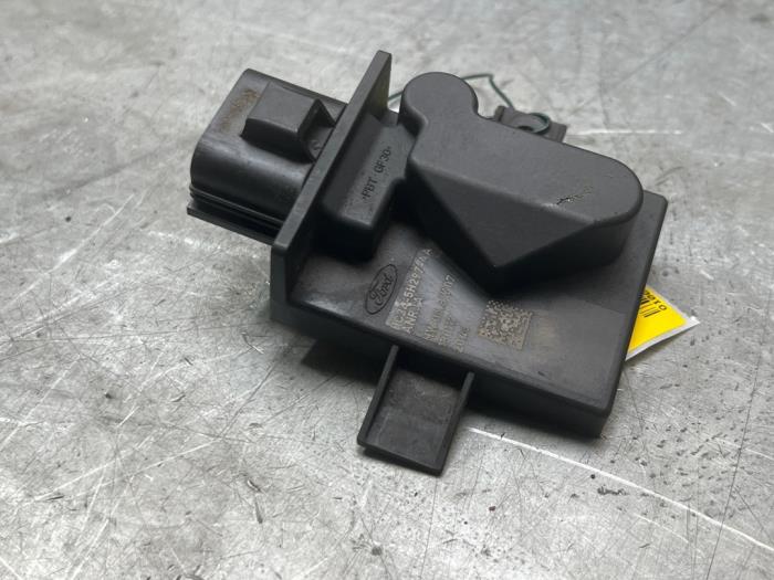 Adblue Computer van een Ford Transit Custom 2.0 TDCi 16V Eco Blue 105 2017