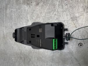 Gebruikte Regensensor Volvo V60 I (FW/GW) 2.4 D6 20V Plug-in Hybrid AWD Prijs € 19,99 Margeregeling aangeboden door Poolman autodemontage