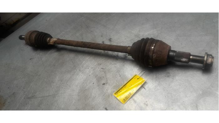 Gebruikte Aandrijfas rechts-achter Opel Antara (LA6) 3.2 V6 24V 4x4 Prijs € 20,00 Margeregeling aangeboden door Poolman autodemontage