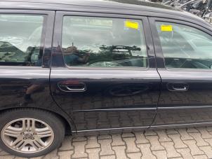 Gebruikte Portier 4Deurs rechts-achter Volvo V70 (SW) 2.4 D5 20V Prijs € 75,00 Margeregeling aangeboden door Poolman autodemontage