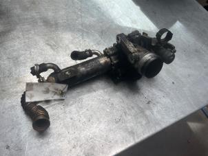 Gebruikte EGR Klep Volvo V70 (SW) 2.4 D5 20V Prijs € 40,00 Margeregeling aangeboden door Poolman autodemontage