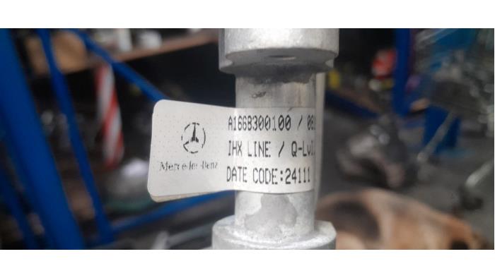 Airco Leiding van een Mercedes-Benz ML III (166) 2.1 ML-250 CDI 16V BlueTEC 4-Matic 2013