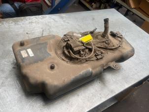 Gebruikte Tank adblue Mercedes ML III (166) 2.1 ML-250 CDI 16V BlueTEC 4-Matic Prijs € 250,00 Margeregeling aangeboden door Poolman autodemontage