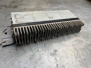 Gebruikte Radio versterker Lexus IS (E2) 250 2.5 V6 24V Prijs € 75,00 Margeregeling aangeboden door Poolman autodemontage