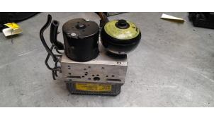 Gebruikte ABS Pomp Mercedes E (W211) 5.0 E-500 V8 24V Prijs € 350,00 Margeregeling aangeboden door Poolman autodemontage