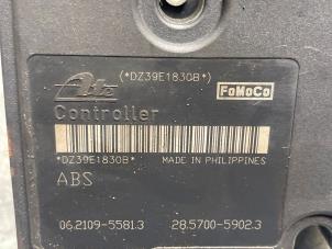 Gebruikte ABS Pomp Ford Fiesta 6 (JA8) 1.25 16V Prijs € 40,00 Margeregeling aangeboden door Poolman autodemontage