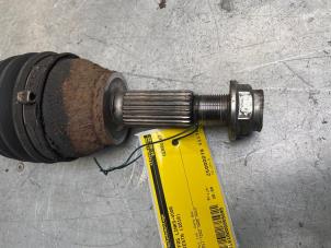 Gebruikte Homokineetas links-voor Ford Fiesta 6 (JA8) 1.25 16V Prijs € 30,00 Margeregeling aangeboden door Poolman autodemontage