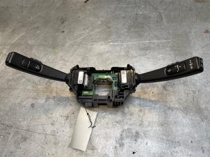 Gebruikte Combischakelaar Stuurkolom Volvo V60 I (FW/GW) 2.4 D6 20V Plug-in Hybrid AWD Prijs € 40,00 Margeregeling aangeboden door Poolman autodemontage