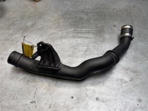 Gebruikte Intercooler Buis Ford Transit Custom 2.0 TDCi 16V Eco Blue 105 Prijs € 36,30 Inclusief btw aangeboden door Poolman autodemontage