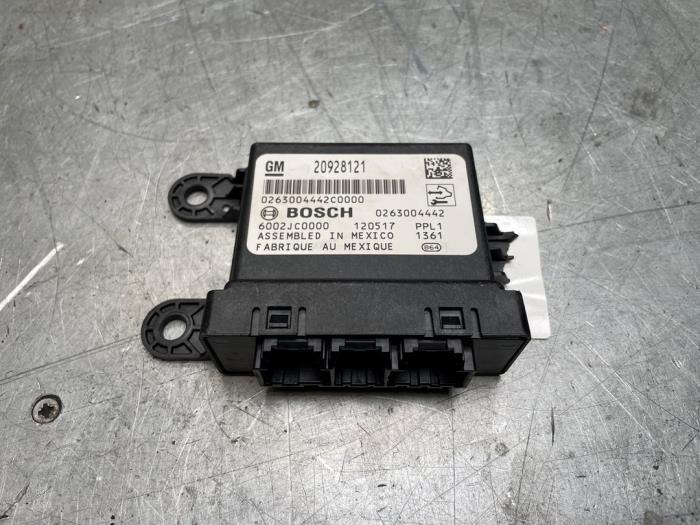 Gebruikte PDC Module Opel Ampera 1.4 16V Prijs € 30,00 Margeregeling aangeboden door Poolman autodemontage