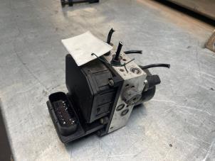 Gebruikte ABS Pomp Audi A6 Quattro (C5) 2.4 V6 30V Prijs € 40,00 Margeregeling aangeboden door Poolman autodemontage