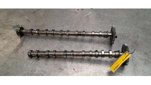 Gebruikte Nokkenas set Volvo V60 I (FW/GW) 2.4 D6 20V Plug-in Hybrid AWD Prijs € 125,00 Margeregeling aangeboden door Poolman autodemontage