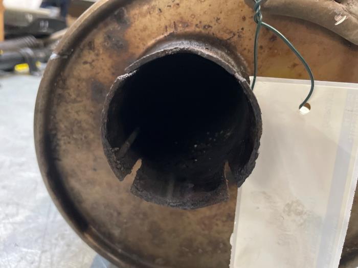 Uitlaat Einddemper van een Iveco New Daily IV 35C10V,S10V 2007