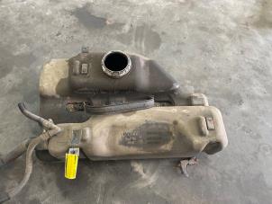 Gebruikte Tank Iveco New Daily IV 35C10V,S10V Prijs € 121,00 Inclusief btw aangeboden door Poolman autodemontage