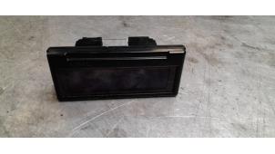 Gebruikte Display Interieur Volvo C70 (MC) 2.4i 20V Prijs € 20,00 Margeregeling aangeboden door Poolman autodemontage