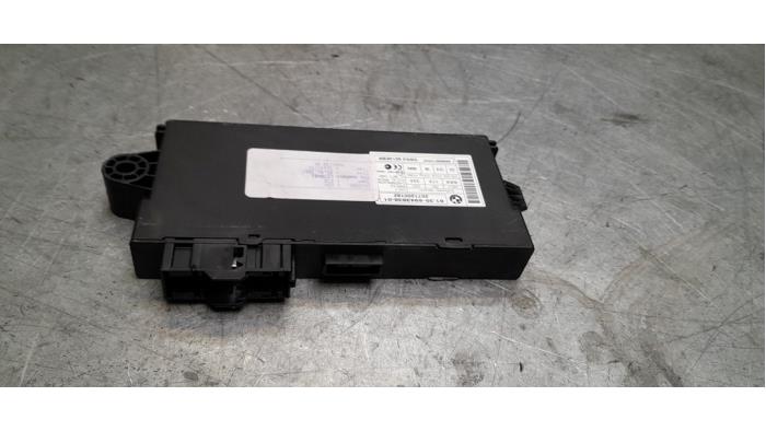 Gebruikte Comfort Module BMW X5 (E70) 4.8i V8 32V Prijs € 150,00 Margeregeling aangeboden door Poolman autodemontage
