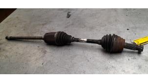 Gebruikte Homokineetas rechts-voor BMW X5 (E70) 4.8i V8 32V Prijs € 100,00 Margeregeling aangeboden door Poolman autodemontage