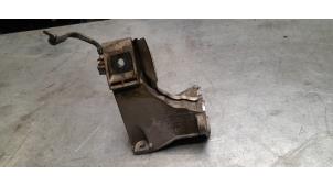 Gebruikte Motorsteun BMW X5 (E70) 4.8i V8 32V Prijs € 30,00 Margeregeling aangeboden door Poolman autodemontage