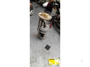 Gebruikte Brandstofpomp Elektrisch BMW X5 (E70) 4.8i V8 32V Prijs € 75,00 Margeregeling aangeboden door Poolman autodemontage