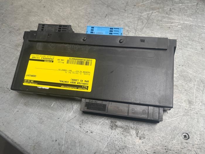 Computer Body Control van een BMW X5 (E70) 4.8i V8 32V 2008