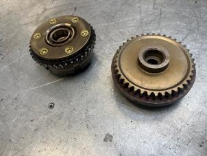 Gebruikte Nokkenas Verstelling Volvo XC70 (BZ) 3.2 24V AWD Prijs € 50,00 Margeregeling aangeboden door Poolman autodemontage