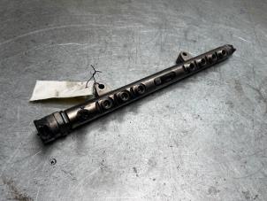 Gebruikte Injector brug Volvo V60 I (FW/GW) 2.4 D6 20V Plug-in Hybrid AWD Prijs € 30,00 Margeregeling aangeboden door Poolman autodemontage