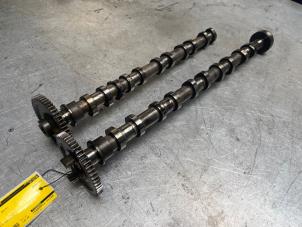 Gebruikte Nokkenas set Volvo V60 I (FW/GW) 2.4 D6 20V Plug-in Hybrid AWD Prijs € 125,00 Margeregeling aangeboden door Poolman autodemontage