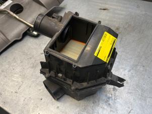 Gebruikte Luchtfilterhuis Volvo XC90 I 3.2 24V Prijs € 50,00 Margeregeling aangeboden door Poolman autodemontage