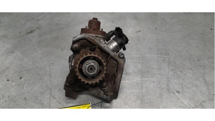 Gebruikte Hogedrukpomp Peugeot Partner (GC/GF/GG/GJ/GK) 1.6 BlueHDi 100 Prijs € 75,00 Margeregeling aangeboden door Poolman autodemontage