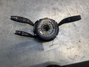 Gebruikte Combischakelaar Stuurkolom Mercedes A (W176) 1.6 A-180 16V Prijs € 99,00 Margeregeling aangeboden door Poolman autodemontage