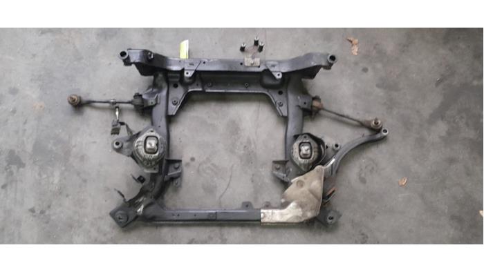 Subframe van een BMW X1 (E84) xDrive 25i 3.0 24V 2010