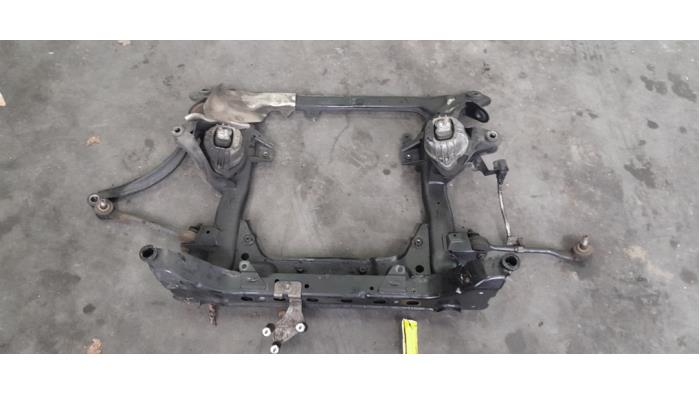 Subframe van een BMW X1 (E84) xDrive 25i 3.0 24V 2010