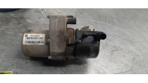 Gebruikte Stuurpomp Jeep Grand Cherokee (WK/WK2) 3.0 CRD V6 24V Prijs € 250,00 Margeregeling aangeboden door Poolman autodemontage