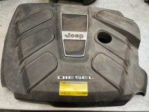 Gebruikte Afdekplaat motor Jeep Grand Cherokee (WK/WK2) 3.0 CRD V6 24V Prijs € 75,00 Margeregeling aangeboden door Poolman autodemontage