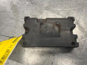 Gebruikte Bluetooth module Renault Master III (MA/MB/MC/MD/MH/MF/MG/MH) 2.3 dCi 16V Prijs € 24,20 Inclusief btw aangeboden door Poolman autodemontage