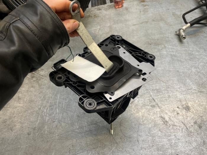 Gebruikte Selectiehendel automaat Lexus IS (E3) 250 2.5 16V Prijs € 40,00 Margeregeling aangeboden door Poolman autodemontage
