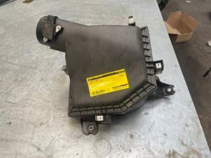 Gebruikte Luchtfilterhuis Lexus IS (E3) 250 2.5 16V Prijs € 50,00 Margeregeling aangeboden door Poolman autodemontage