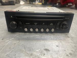 Gebruikte Radio Citroen Berlingo Cinqspace, Multispace 1.6 VTi 120 16V Prijs € 30,00 Margeregeling aangeboden door Poolman autodemontage