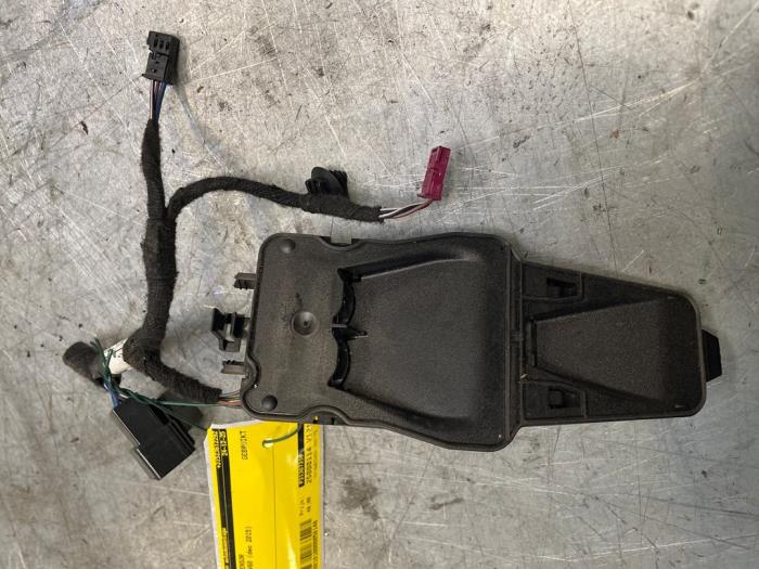 Gebruikte Regensensor Volvo V60 I (FW/GW) 2.4 D6 20V AWD Twin Engine Plug-in Hybrid Prijs € 40,00 Margeregeling aangeboden door Poolman autodemontage