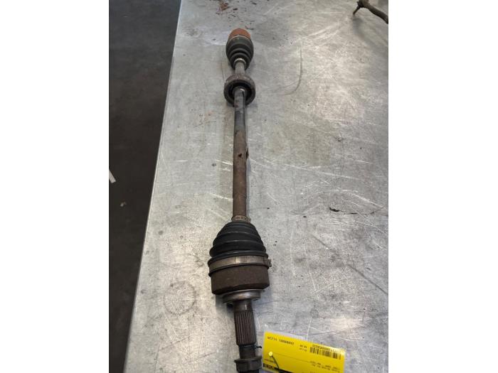 Gebruikte Steekas rechts-voor Honda Jazz (GD/GE2/GE3) 1.2 i-DSi Prijs € 40,00 Margeregeling aangeboden door Poolman autodemontage