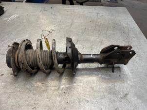Gebruikte Mac Phersonpoot links-voor Subaru Forester (SJ) 2.0D Prijs € 100,00 Margeregeling aangeboden door Poolman autodemontage