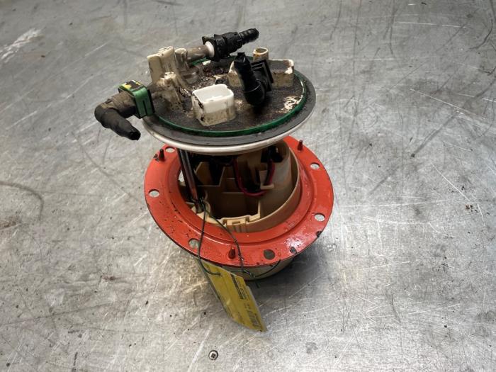 Gebruikte Tank element Pomp Subaru Forester (SJ) 2.0D Prijs € 50,00 Margeregeling aangeboden door Poolman autodemontage